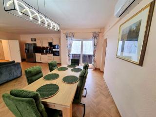 OVER RIVER BY FRANKFURT-4 Rooms-6 beds-Parking-AC - 3