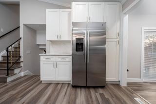 Gahanna Family-Friendly 4BR Retreat • King Bed - 5