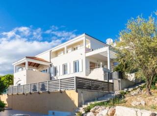 Spacious Villa Radevenjić with Outdoor Pool - 7