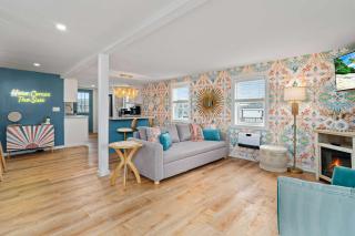 Salisbury Sol Pet Friendly Private Balconies - 3