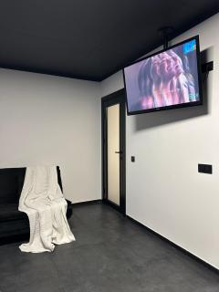 Total Black ЖК Київський - 7