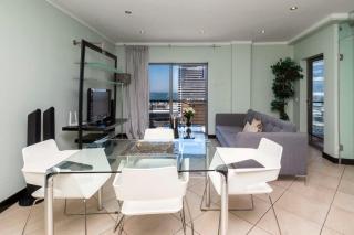 Stylish 2 Bedroom Residence in the City Centre - 6