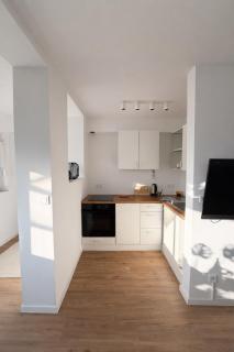 Konstanz Lakeside Apartment - 7