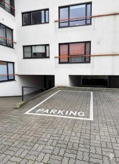 Kuressaare Stays Parkside Apartment - 1