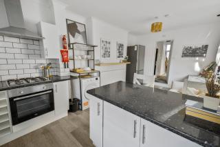 Cardiff City Guesthouse, Central Rooms, Fast Wi-Fi, On-Street Parking - Cardiff - 8