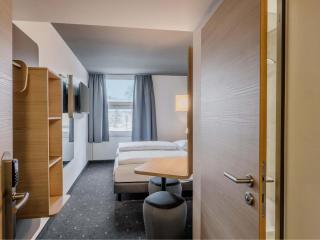 B&B HOTEL München-Schwabing - 5