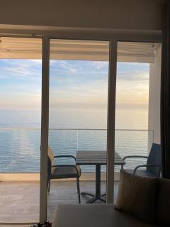 Ocean View Beach Apartment - 5