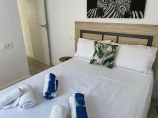 Modern Apartment Near Golf, Beach & Marina - 5