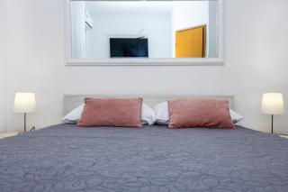 Double bedroom in center - 7