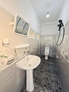 Lumora - Midigama - Midigama East - 0