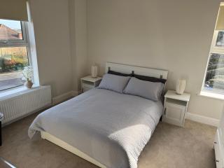 Best Price in Aldershot, central Flat near Station and Town - 4