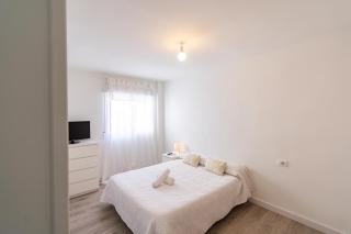 Avenida Principal muy cerca de la playa - By Aloha Palma - 7