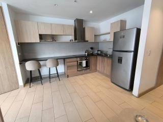 ONE Luxury Suite Super King Bed & Volcano View - 4