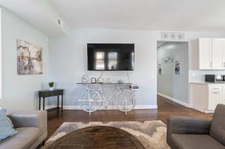 8BR 5BA Entire Luxe Beach Estate - 5