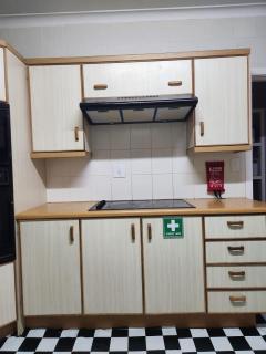 supakim humewood guest house - 5