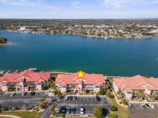 Bouchelle Island 203 - 6