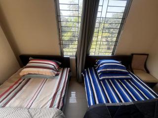 Gulshan Guest House - 2