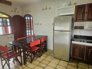 Casa 5 quartos com AC e 800m da praia de Canasvieiras - 2
