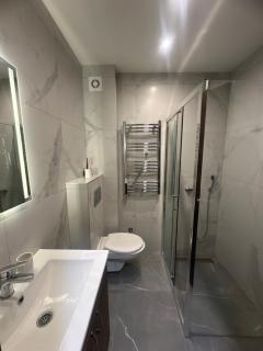 Emerald Mamba - Titova Vila - 2