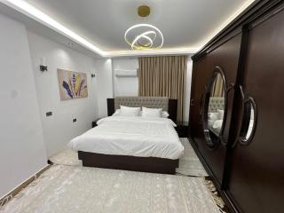 شقه فندقيه في القاهره luxury 4bedroom for daily or monthly rent in Cairo - 1