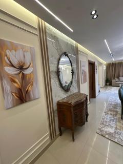 شقه فندقيه في القاهره luxury 4bedroom for daily or monthly rent in Cairo - 6