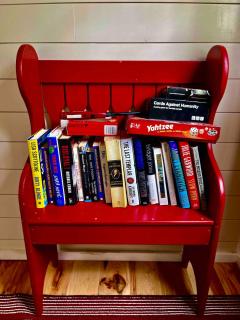 Vibrant Cabin -Book 2 nights get the 3rd on us! - 2