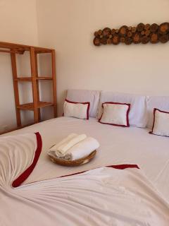 Casa Amora em condomínio, 3 quartos sendo 1 suíte a 1500m da praia - 4