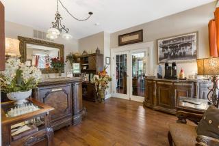 Dreams2Reality | Historic Branson Hotel - Serendipity Room - Downtown - 3