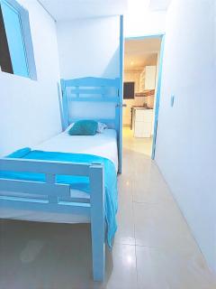 Habitación sencilla con baño compartido - 2
