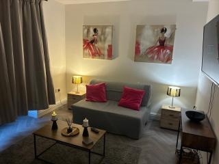 Flat in Pont y Rhyl - 6