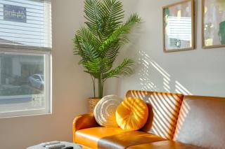 Great for Digital Nomads! Convenient Manteca Apt - 5
