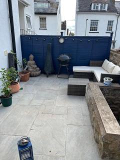 Gorgeous Henrietta - 1