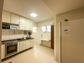 Apartamento em Ondina, 2 quartos, sendo um suíte a 4 min do circuito Barra Ondina do Carnaval - 5