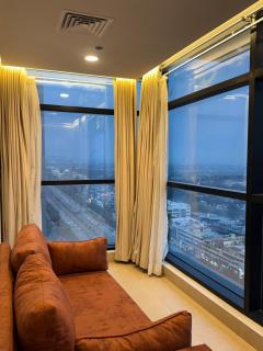 Downtown Signature Suites-Skyline - Margalla Views- Mall of Islamabad Blue Area F-7 - 7