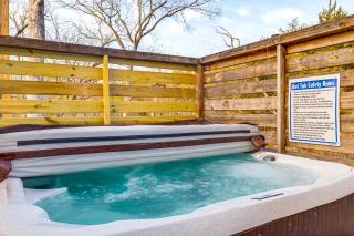 Hot Tub, Games & Pool: Sevierville Family Retreat - 9