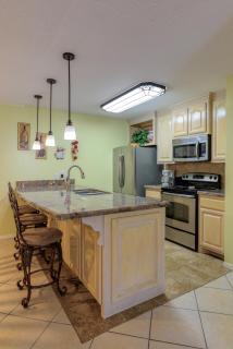 Tiki 117 - Comfortable 2BR Condo with AC & Wi-Fi condo - 6