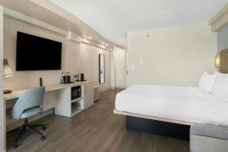 Courtyard by Marriott Jacksonville Beach Oceanfront - 2