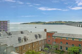 PENTHOUSE - Spacious, Stunning River Views, Foosball Table, Central, River Front, V&A, Train Station, City Centre, Lift Access, Free Parking & Fully Equipped by SUNRISE SHORT LETS DUNDEE, - 1