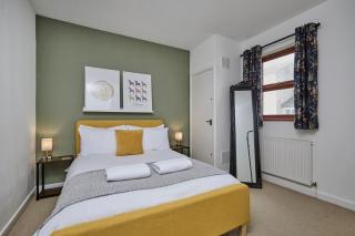 3 bed home in Cheltenham Town Centre with FREE PARKING for 1 car - 7