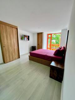 Guatape Aurum Suit - 7