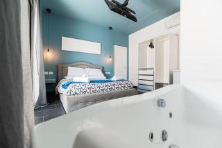DM Luxury Apartment - 9