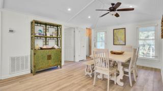 3 Twin Oaks Lane by AvantStay Beach Access Sunroom Great Location - Isle of Palms - 4