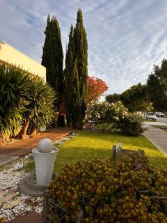 Exclusive B and B room - 6