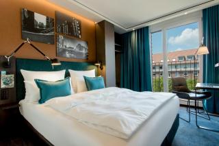 Motel One Hamburg-Fleetinsel - 9