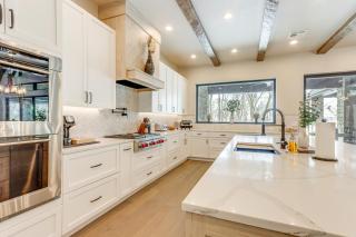 26 Acres! Lakefront Monkey Island Home with Hot Tub - 1