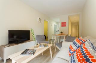 Contemporary Apartment Near Camp Nou and Fira Barcelona - 6