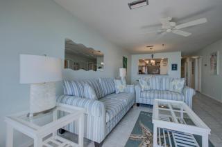 Anna Maria Island Beach Sands 101 - Bradenton Beach - 8