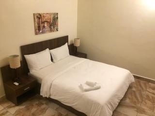Sinclair Guest House - 8