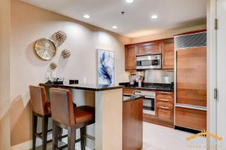 MGM Signature-23-702 1Bedroom 2Bath Balcony Suite - 9