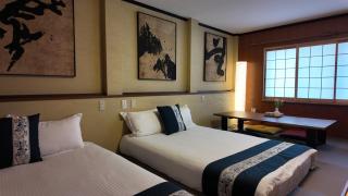 JIA Kaei Osaka 嘉奕 3-Story Modern Japanese-Style Luxury Holiday Villa Elevator Terrace 3 Bedrooms Sleeps Up to 11-12 Guests - 7